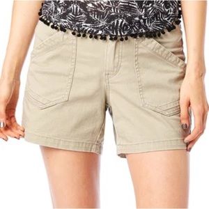 Women’s Beige Shorts 4” Size 4